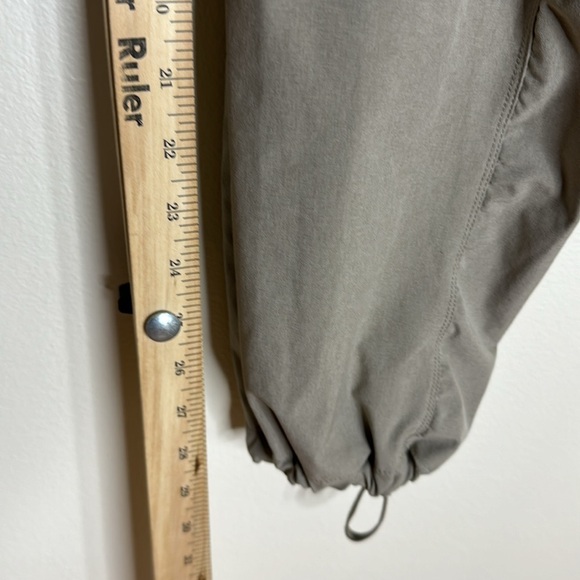 Kuhl ladies casual outdoors pants with elastic waist and drawstrings by ankle Xs - Picture 5 of 11